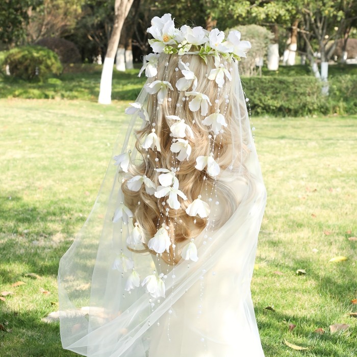 Bohemian White Floral Tassel Bridal Headband with Imitation - Elegant Wedding Hair Accessory for Brides, Hand-Wash Only, Perfect for Outdoor Ceremonies and Bohemian-Themed Events, Bachelorette Party Decorations