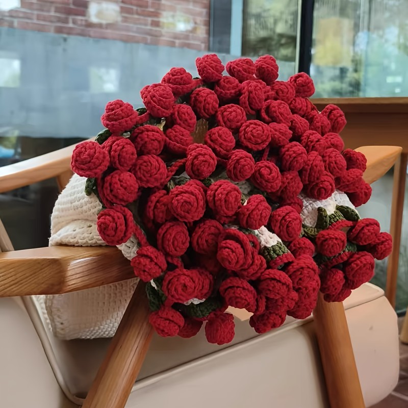1pc Crochet Rose Blanket Handmade Crochet Rose Bouquet Blanket, 1pc Roll-Up Floral Throw | Perfect Gift for Christmas, Valentine's Day & Mother's Day, Versatile Decorative Accessory