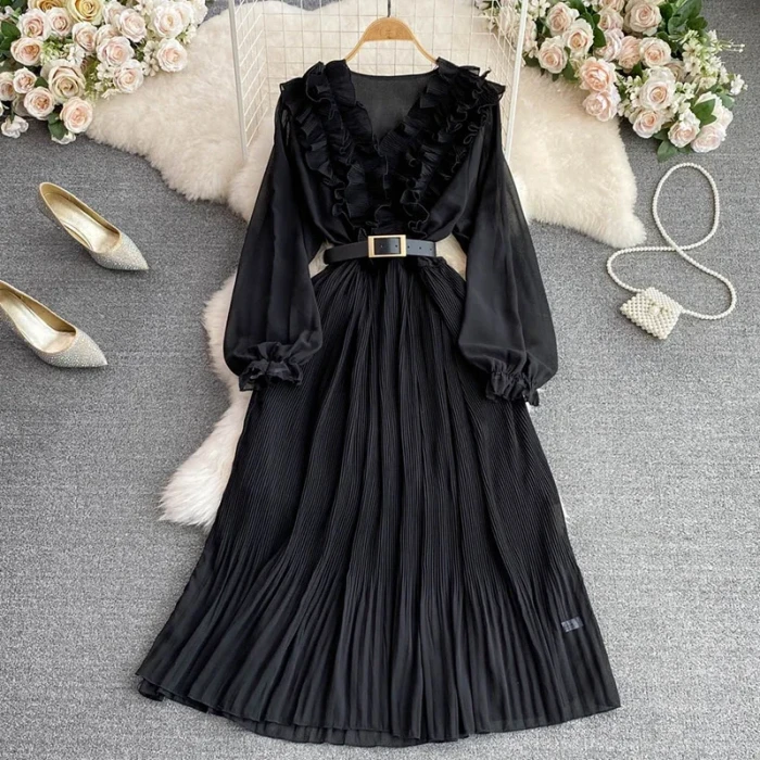 Retro Temperament V-neck Ruffled Bubble Long-sleeved Waist Slimming A-line Pleated Dress