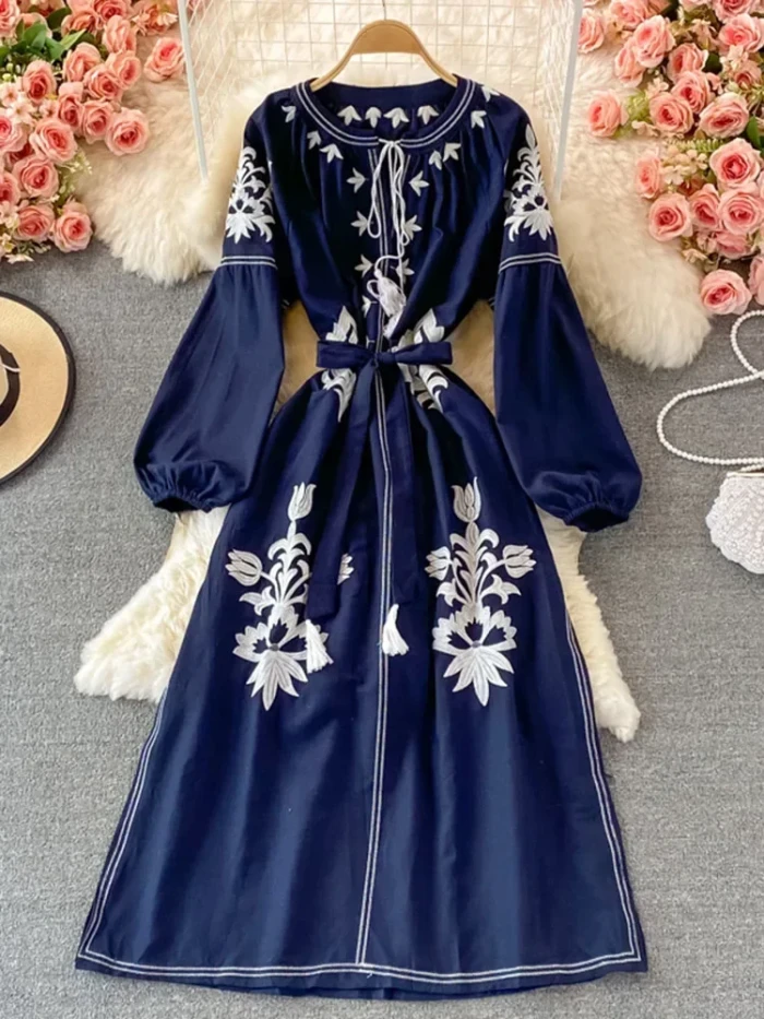 Holiday Embroidered Round Neck Lantern Sleeve Bohemian Vintage Loose Swing Dress