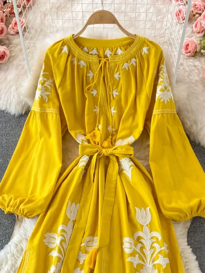 Holiday Embroidered Round Neck Lantern Sleeve Bohemian Vintage Loose Swing Dress