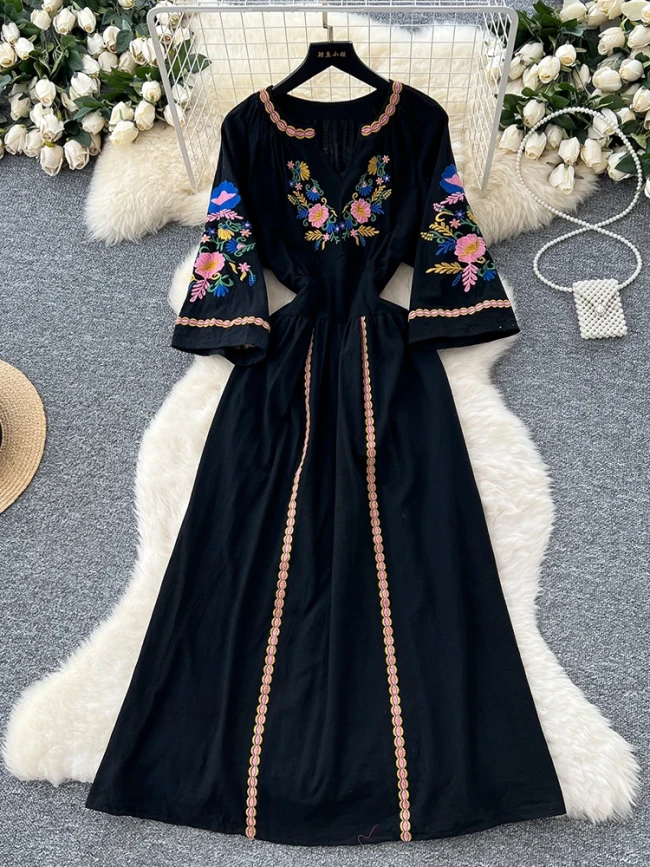 Vacation Retro Ethnic Style Embroidered V-neck Flared Sleeve Waist Cinched Dress