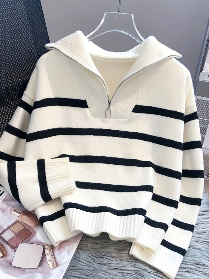 Women'S Oversized Loose-Fit High-Neck Sweater with Black & White Striped Zip-Up Stand Collar