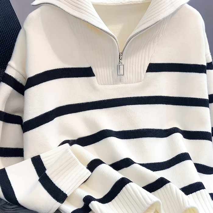 Women'S Oversized Loose-Fit High-Neck Sweater with Black & White Striped Zip-Up Stand Collar