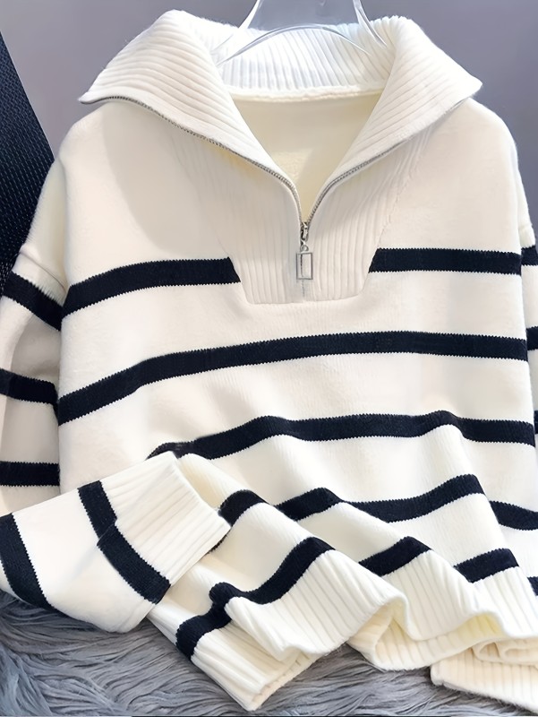 Women'S Oversized Loose-Fit High-Neck Sweater with Black & White Striped Zip-Up Stand Collar