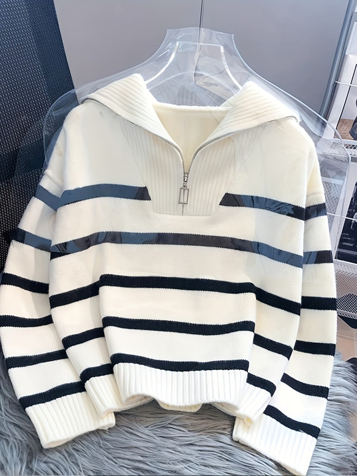 Women'S Oversized Loose-Fit High-Neck Sweater with Black & White Striped Zip-Up Stand Collar