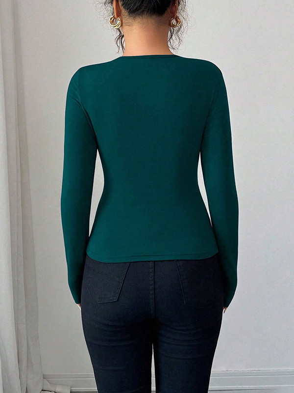 Split-Joint Solid Color Skinny Long Sleeves Asymmetric Collar T-Shirts