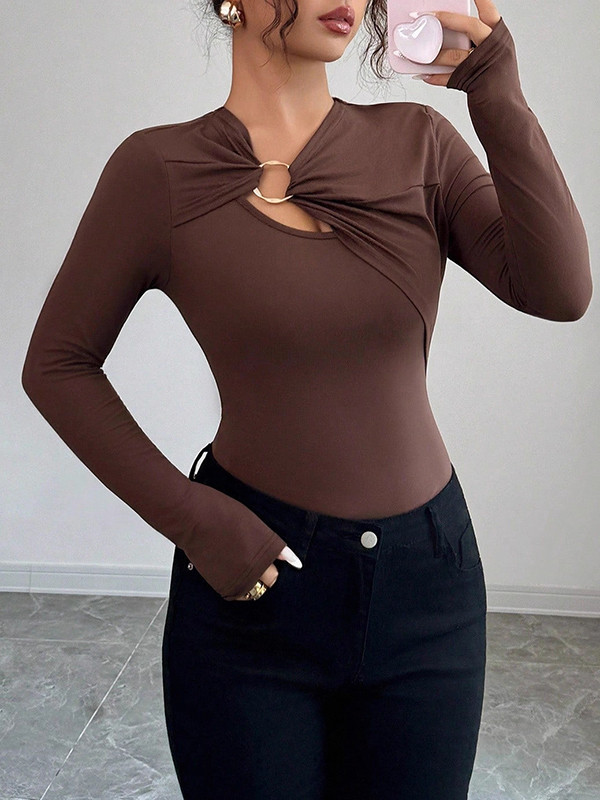 Split-Joint Solid Color Skinny Long Sleeves Asymmetric Collar T-Shirts