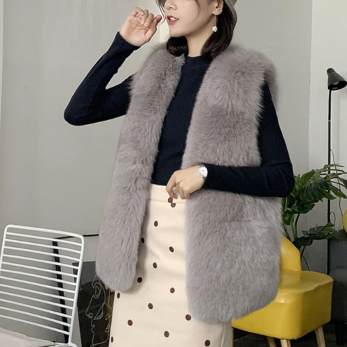 Korean Faux Fur Vest Coat 2025 Women Thicken Winter Sleeveless V-neck Ladies Loose Warm Fur Vest Jackets Casual  P192