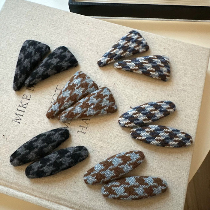 Retro Vintage Style Plaid Fabric Hair Clip Women Autumn Winter Side Clip Broken Hair Bangs Hair Accessories Daily Wear Gifts