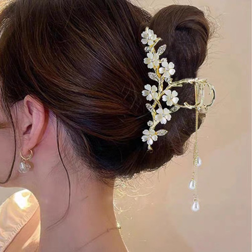Pearl Flower Tassel Hair Claw for Women Cute Sweet Hair Clip Girls Fashion Elegance Headdress Korean Exquisite Hair Accessoires