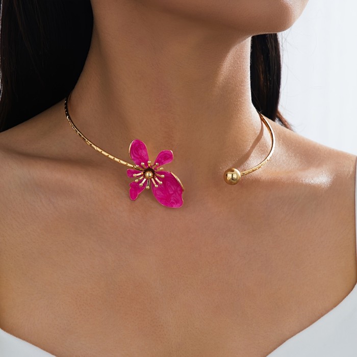 Stylish Enamel Oil-Textured Floral Geometric Choker ✨