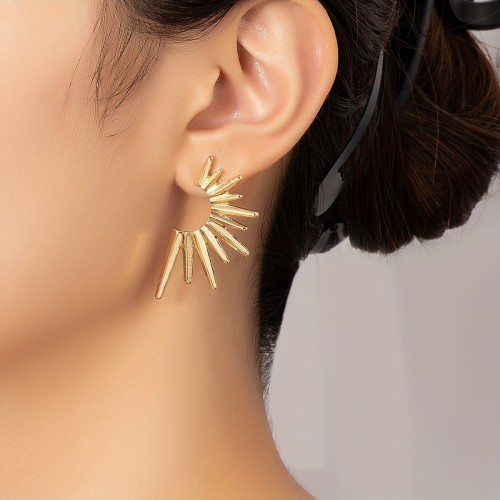 1 Pair Elegant Sunflower Stud Earrings, Zinc Alloy with Iron Post, Versatile Fashion Accessory for Daily and Vacation Wear, Quirky Earrings