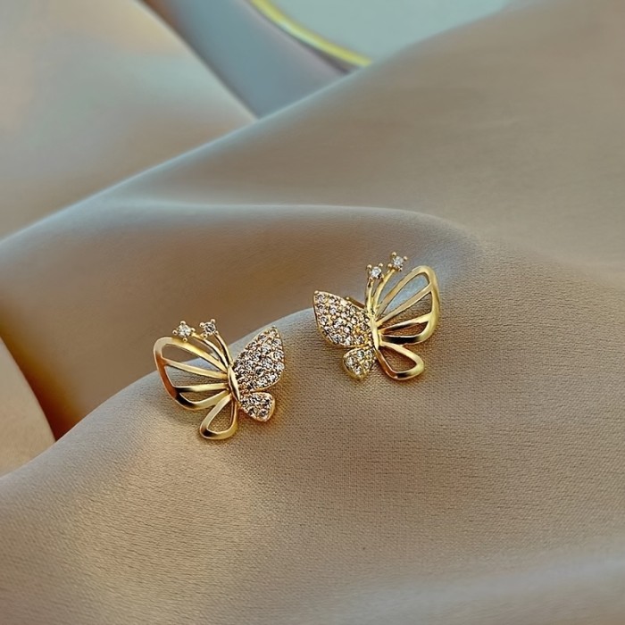 A Pair of Simple and Fashionable Butterfly-Shaped Earrings. Suitable for Daily Wear or Parties
