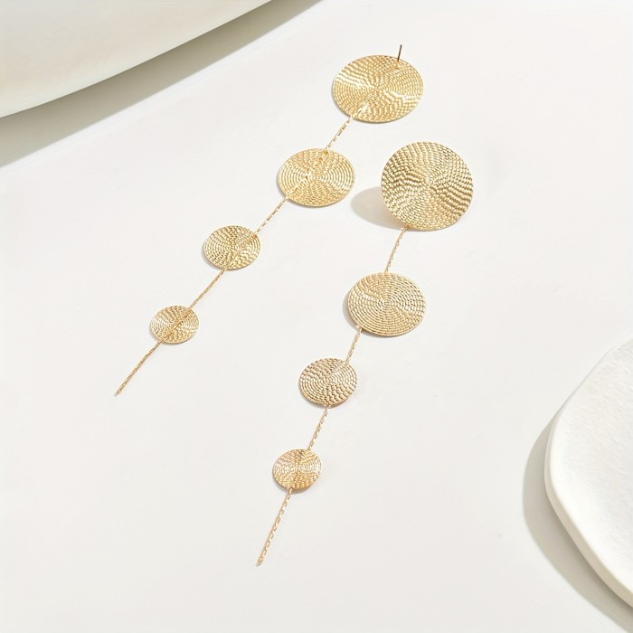 1 Pair of Round Earrings, Unique and Bold Fashionable Trendy Hoop
