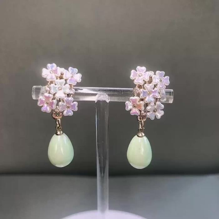 🌸Women’s French Countryside Faux Pearl Flower Earrings | Elegant Sweet Clip-On Festival Wedding Daily Jewelry