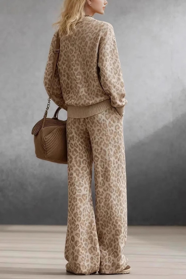 Leopard Print Loose Long-sleeved Top and Casual Pocket Strght-leg Pants Set