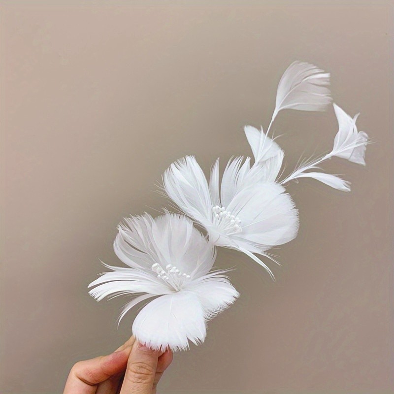 ❄️ White Ethereal Feather Flower Hair Clip – Luxury Bridal Wedding Side Clip