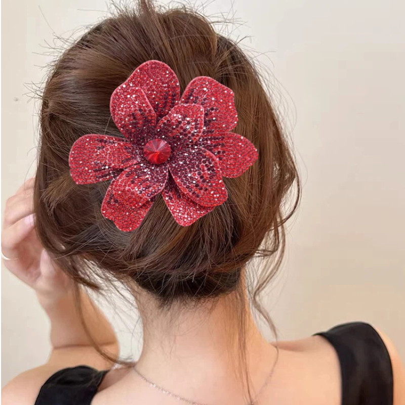🌸 3D Beaded Flower Hairpin – Stylish Elegant Hair Accessory for Long & Short Hair