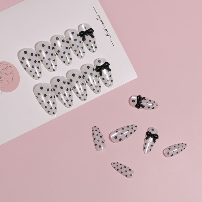 💅 Cat Eye Bow Polka Dot Press-On Nails