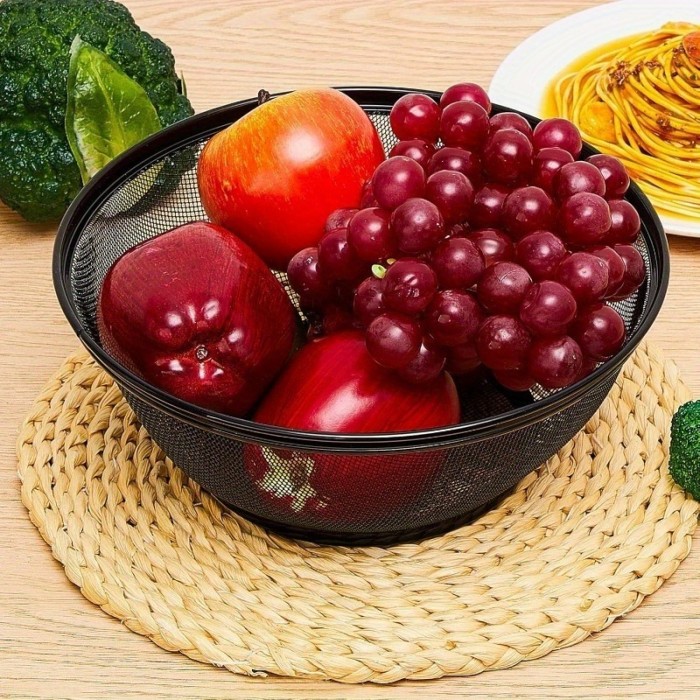 ✨ Black Metal Mesh Food Bowl with Lid Insect-Proof Kitchen Outdoor Fruit Storage 🖤