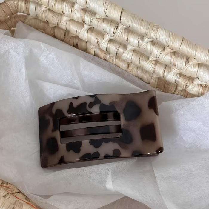 ✨ Square Leopard Print Large Duckbill Clip High-Grade Hair Accessory 🐆