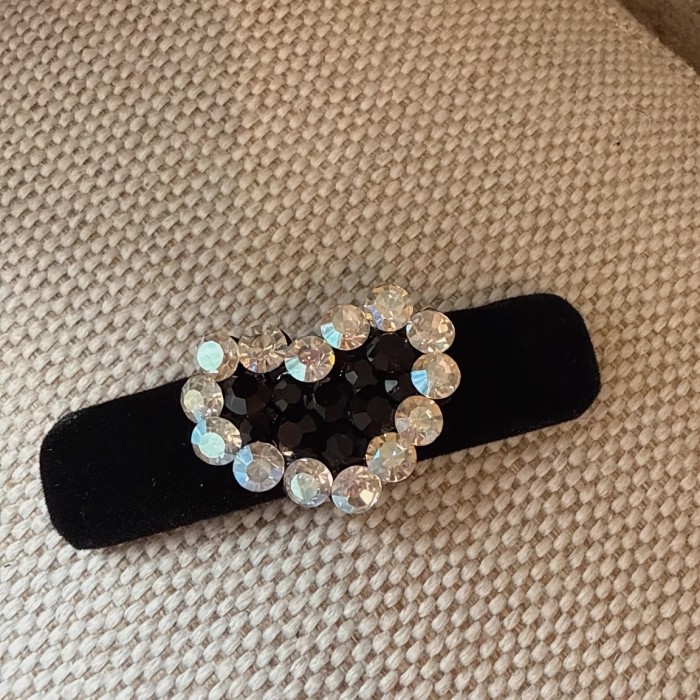 ✨ Luxury Rhinestone Heart Side Clip Sparkly Broken Hair Pin 💎
