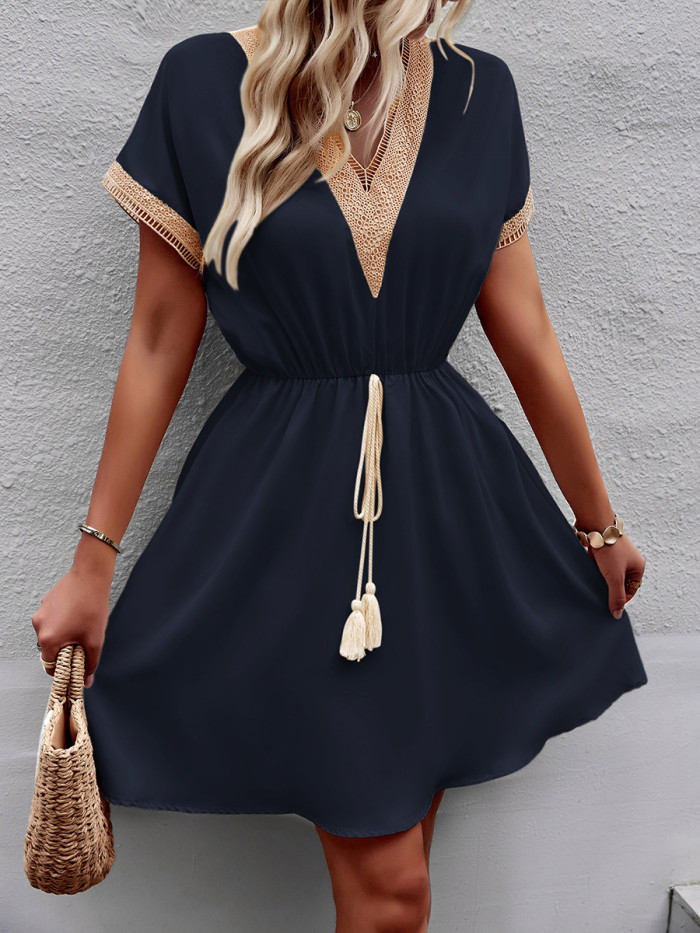 Tied Tasseled Split-Joint Hollow Drawstring Contrast Color Short Sleeves Loose V-Neck Mini Dresses
