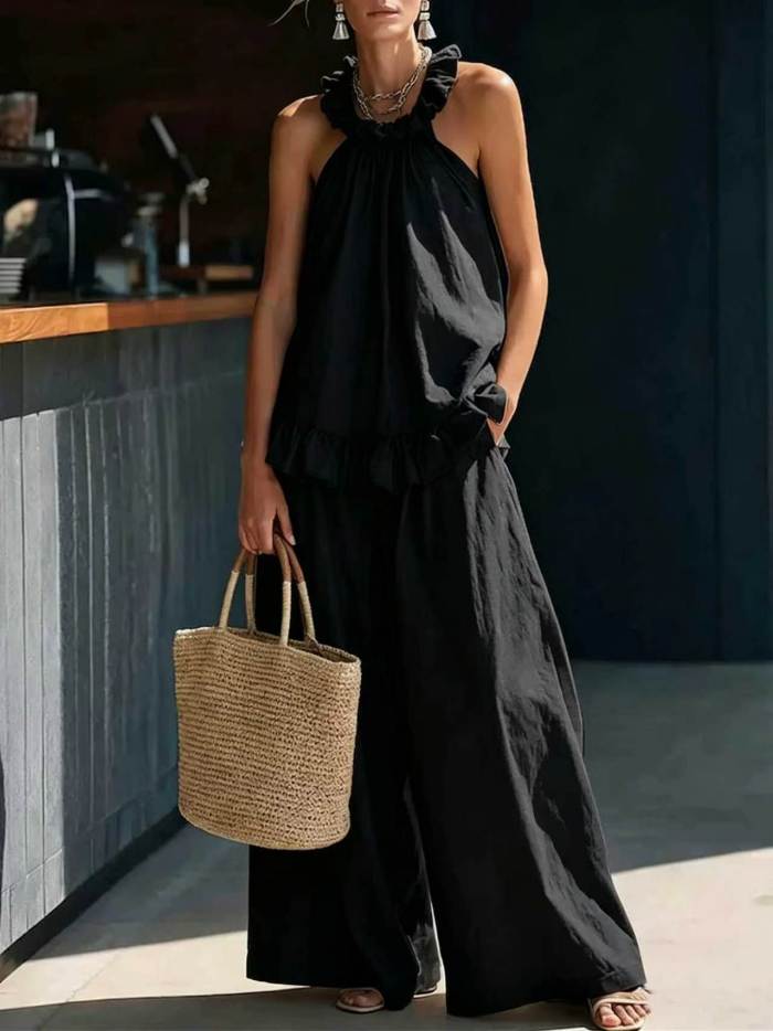 Women's Two-Piece Set: Solid-Color Halter Top & Casual Wide-Leg Pants — An Elegant Ensemble