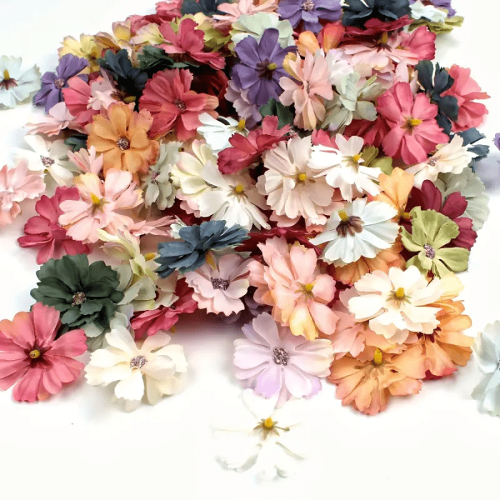 20pcs 1.77\u002FInch 1.77inch Mixed Colors Chrysanthemum Heads Mini Artificial Flowers, for Wedding, Home Decor, Christmas Wreath And Scrapbooking