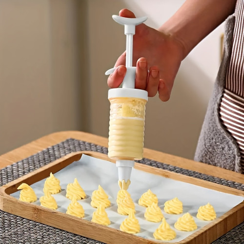 8pcs Plastic Piping Tool Set with 8 Nozzles - Heavy-Duty Cream Squeezer Kit, Suitable for Cake Decorating, Icing, and Piping Gel\u002FSoap - Compatible with Pastry Bags, Ideal for Home Bakers, Restaurants, and Dessert Decoration