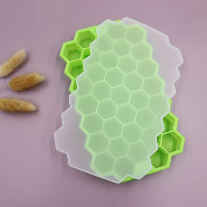 Silicone ice cube mold, Fruit ice cream mold, Quick-freezing and quick-releasing ice mold with cover and easy demoulding, Refrigerator accessories, Freezer ice storage compartment, Bartending supplies, kitchen utensils