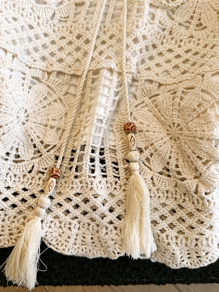 New Style Crochet Openwork Loose Blouse Short Sleeve Top with Tie-Up Lace Trim