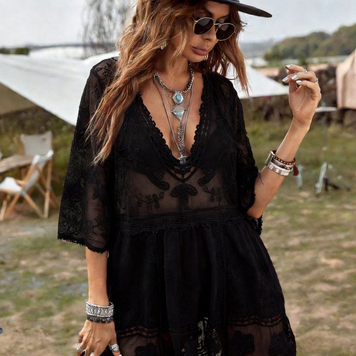 ✨Bohemian Openwork Lace V-neck Half Sleeve Tunic