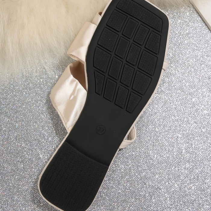French Pearl Slippers Women'S Summer Wear Fashionable Clip-Toe New Temperament Versatile Chunky Heel Sandals And Slippers, Women Shoes