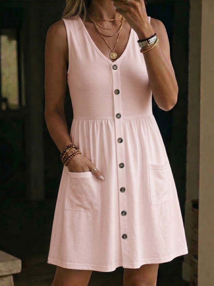 Women's Pleated Sleeveless Button-down With Pockets Dress