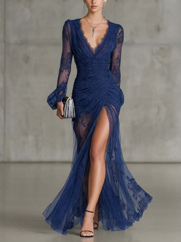 Stylish And Elegant Extra-long Lace Gown