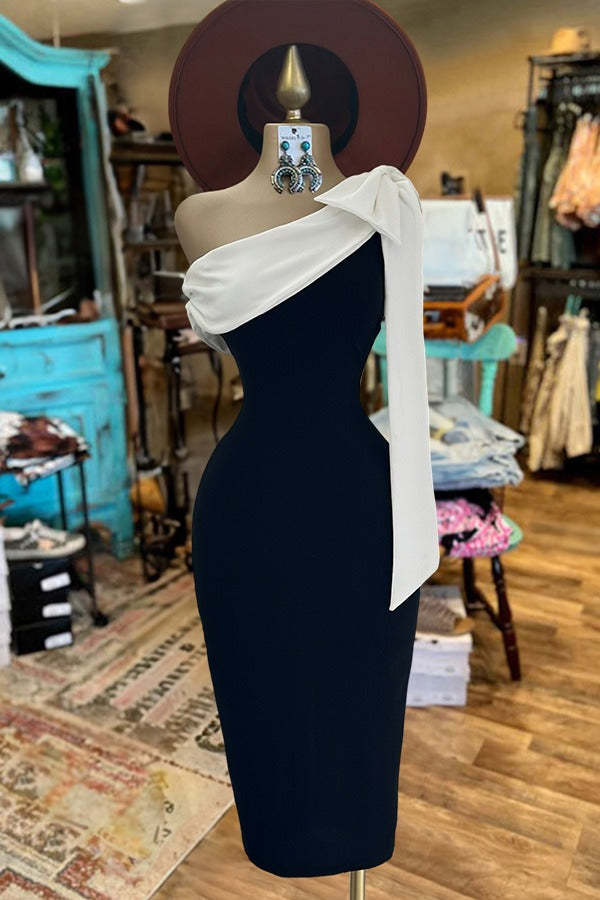 Contrast Color One Shoulder Bow Dress