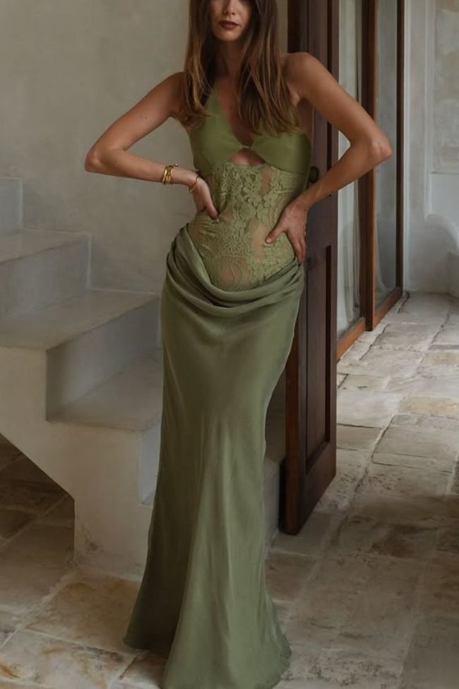 Halter Neck Hollow Slim Low Waist Pleated Maxi Dress