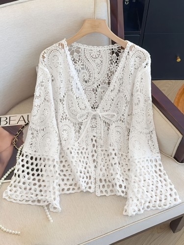 Summer Beach Vacation Hollow V-Neck Bell Sleeve Outerwear Bohemian Women'S Short Open Cardigan Jacket Thin Hollow Jacket