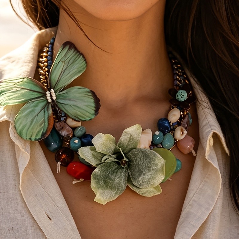 1pc Elegant Fashion Floral Butterfly Geometric Resin Colorful Necklace, Versatile Exaggerated Temperament Party Jewelry (Random Bead, Colors May Vary)