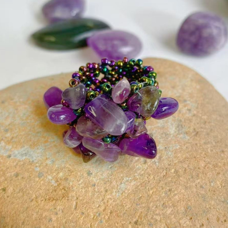 Natural Amethyst Ring And Box Set, Featuring a Bohemian Style with a Beaded Elastic Ring Design, Perfect for Wedding Party Additions, a Gift to Express Love And Emotions