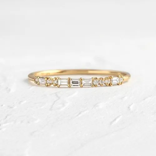 Golden Round & Baguette Wedding Band