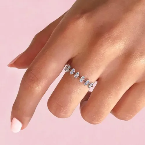 Round Cut Wedding Band