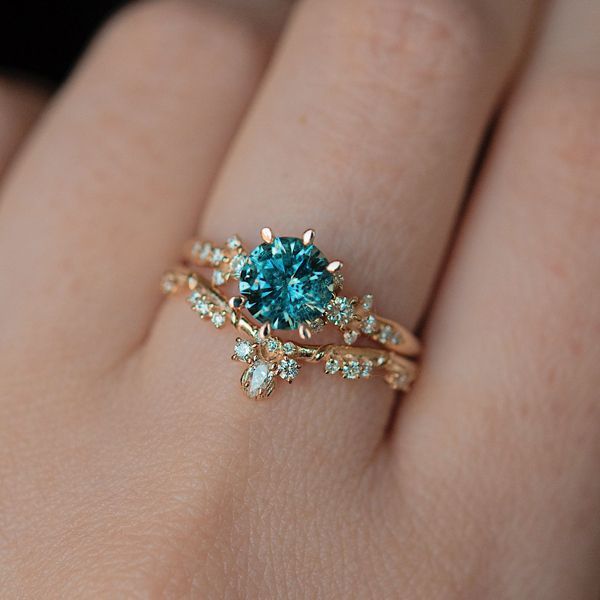 Golden Round Cut Wedding Band