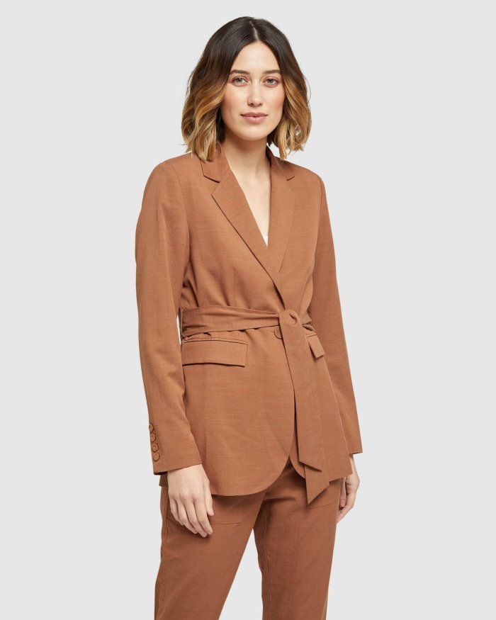 LOLA BELTED BLAZER