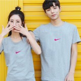 NIKE 耐吉 上衣 夏季短袖 透氣短袖 圓領短袖T恤 百搭 男款T恤 T-shirt T恤 棉T 女款T恤 短T 運動短T 男女情侶裝 團體服