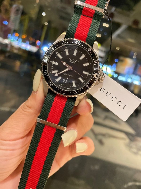 新款Gucci潜水手錶寬條紋北約風格尼龍錶帶