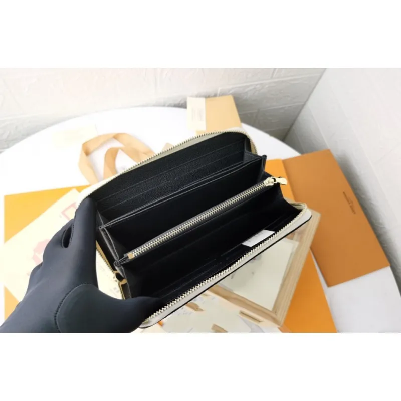 路易威登皮革歐陸錢包