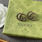 00014_X128PQ00_Gucci雙G古馳耳釘作為品牌的標志性元素運用品牌首字母以別致的方式呈現